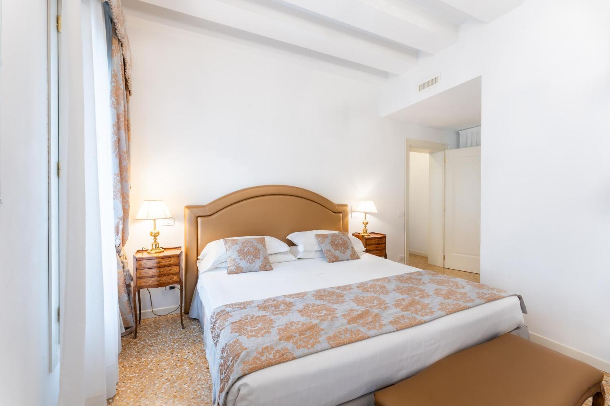San Teodoro Palace - Luxury Apartments Venezia Eksteriør bilde